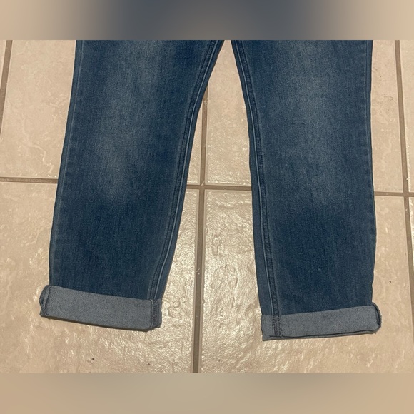 Old Navy High Rise Wow Straight Blue Denim Jeans Size 12‎ Short - Picture 3 of 9
